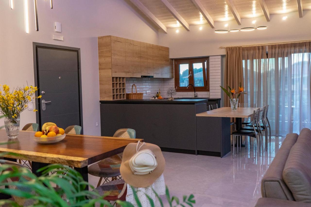 Emily Apartments Nydri  Exterior foto
