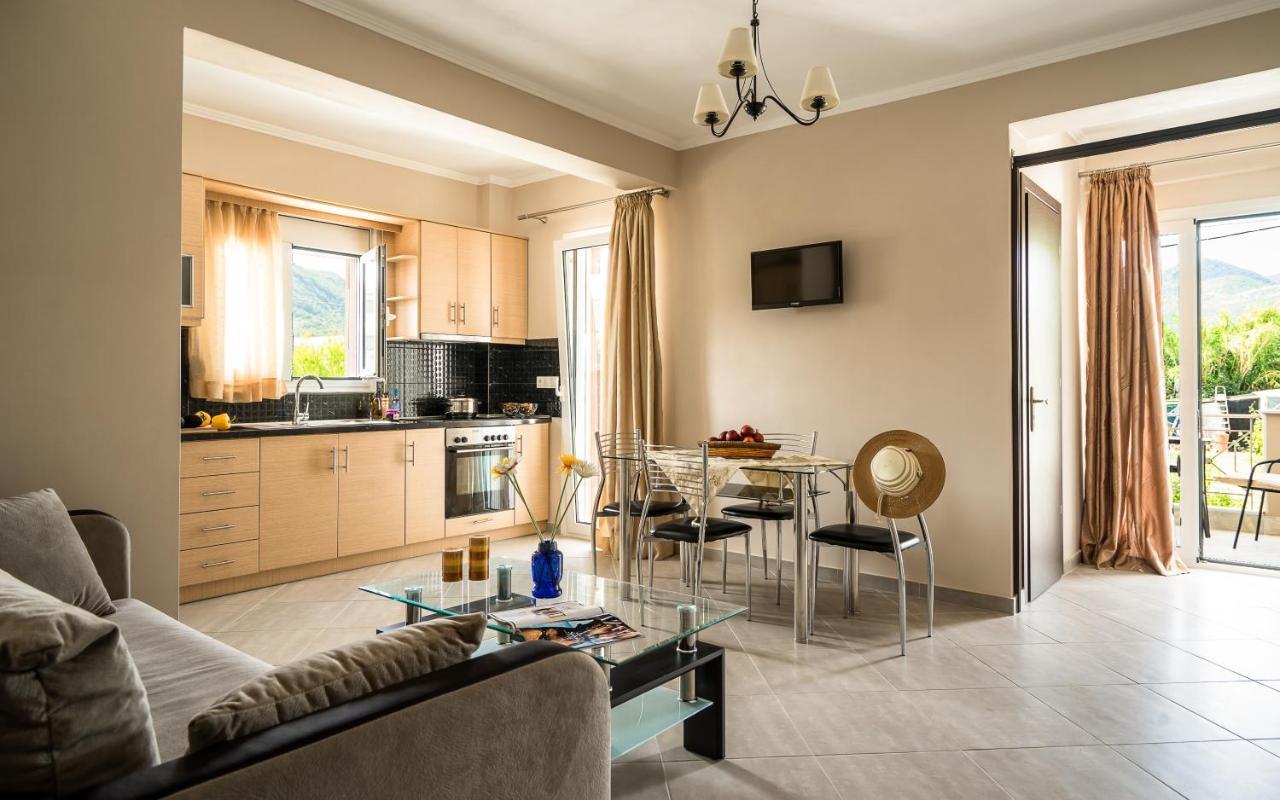 Emily Apartments Nydri  Exterior foto