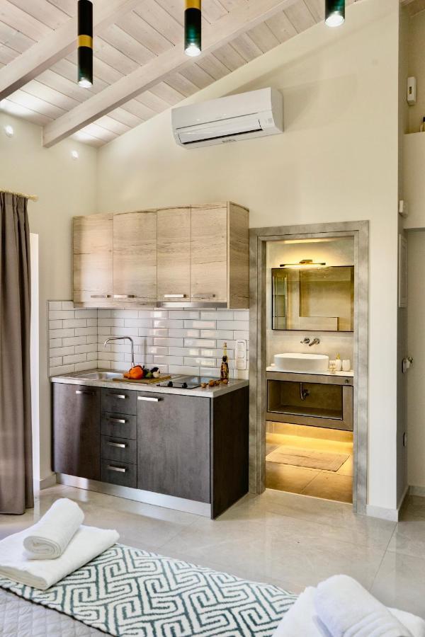 Emily Apartments Nydri  Exterior foto